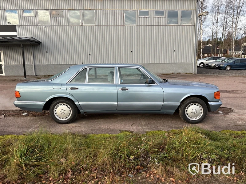 Veteranbil Mercedes-Benz 560 SEL | Automat | 5,5L V8 | 1988