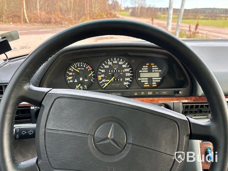 Veteranbil Mercedes-Benz 560 SEL | Automat | 5,5L V8 | 1988