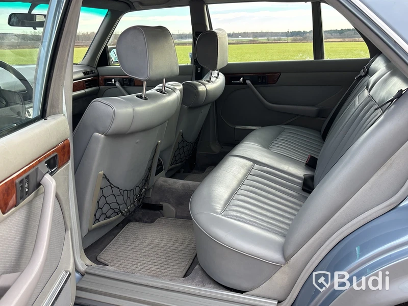 Veteranbil Mercedes-Benz 560 SEL | Automat | 5,5L V8 | 1988