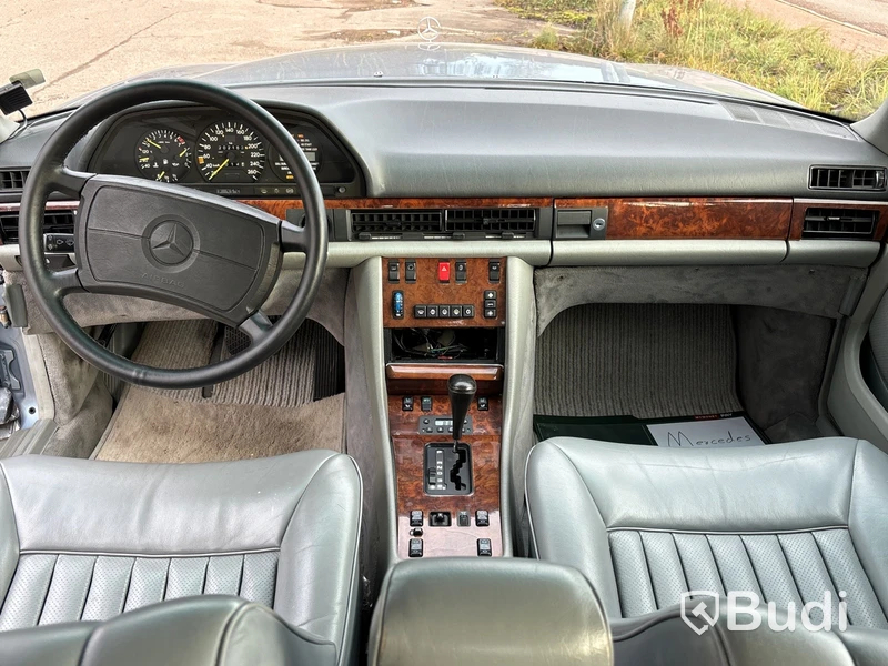 Veteranbil Mercedes-Benz 560 SEL | Automat | 5,5L V8 | 1988