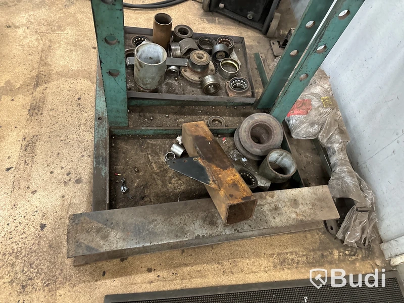 Verkstadspress Hyltebruk 25 ton