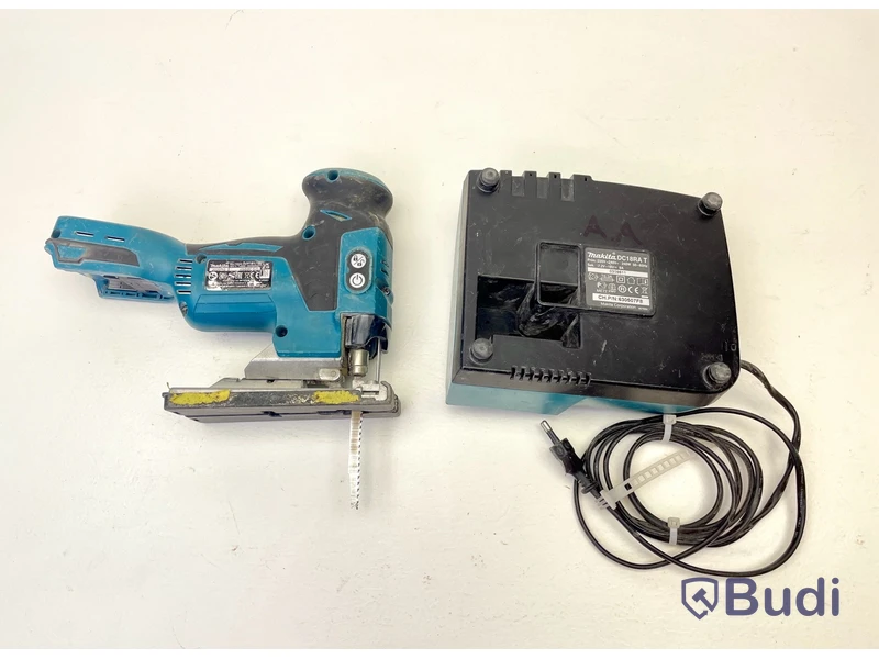 Sticksåg Makita DJV181