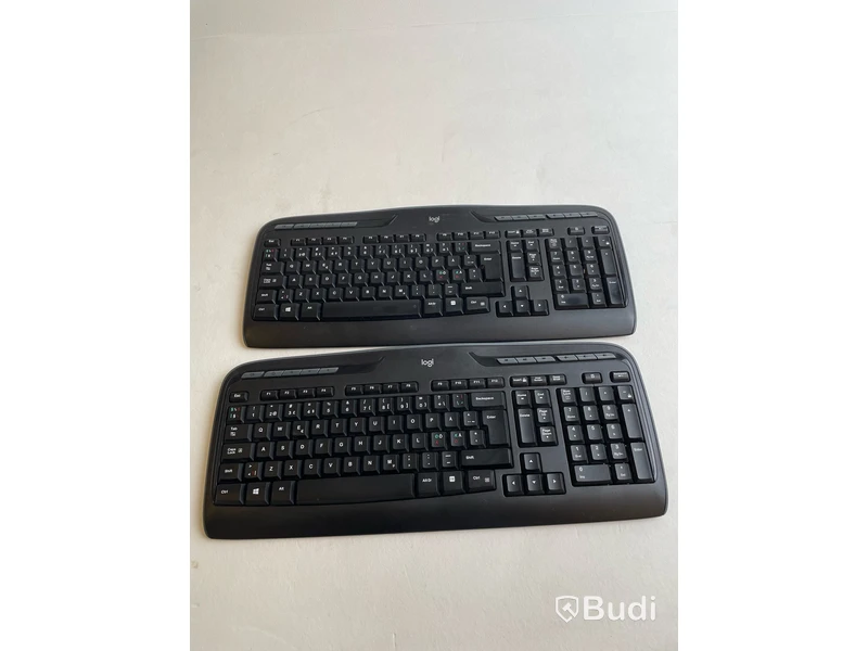 2 st. Tangentbord Logitech och 2 st. Mus Logitech