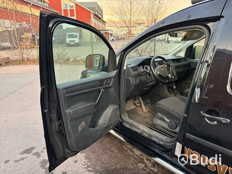 Volkswagen Caddy Maxi 2.0 TDi | 11814 mil | verkstadsinredning | 2016