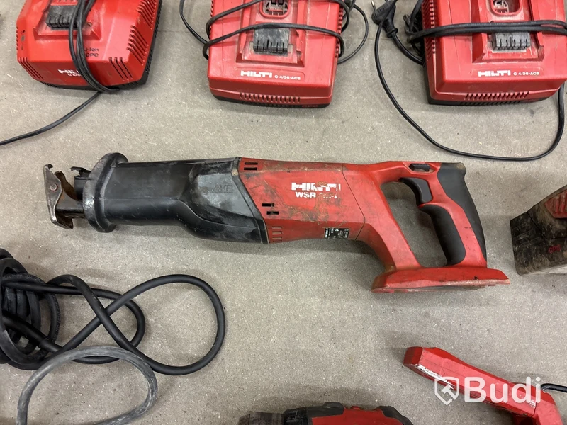 13 st blandade Hilti maskiner