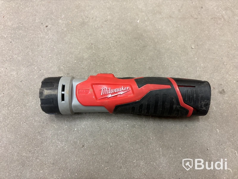 Kopparrörkap & ficklampa Milwaukee M12 PC & C 12T