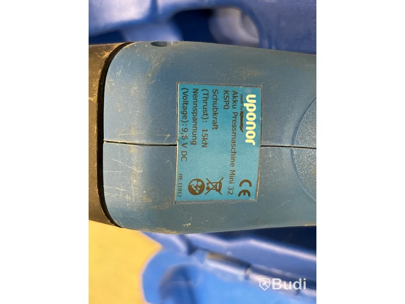 Pressverktyg Uponor Mini 32 med 4 st pressbackar