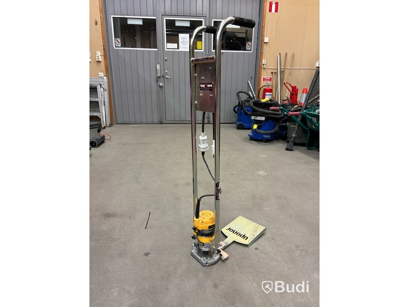 Golvvärmefräs Uponor/Dewalt
