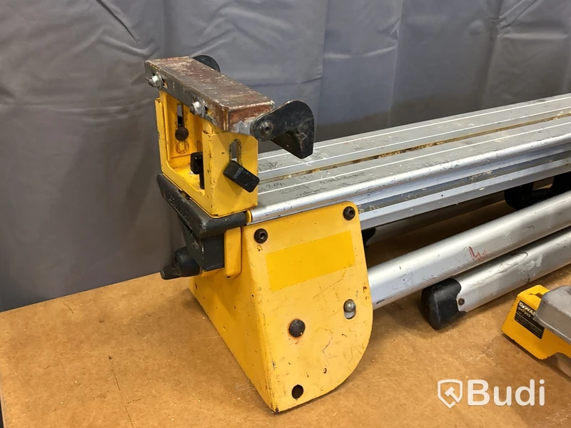 Kap- & gersåg Dewalt DWS777 med sågbänk