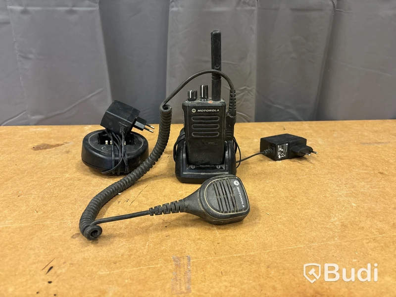 Walkie-talkie Motorola med laddare