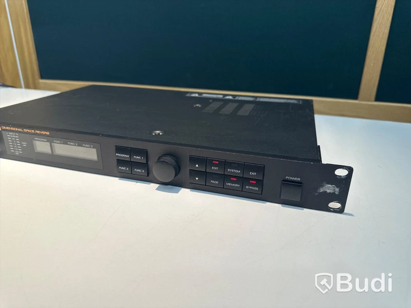 Reverb - Roland SVR-330