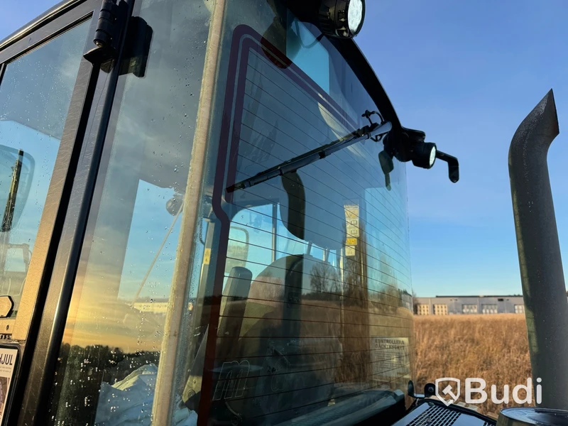 Kompakt hjullastare CAT 908M -2017