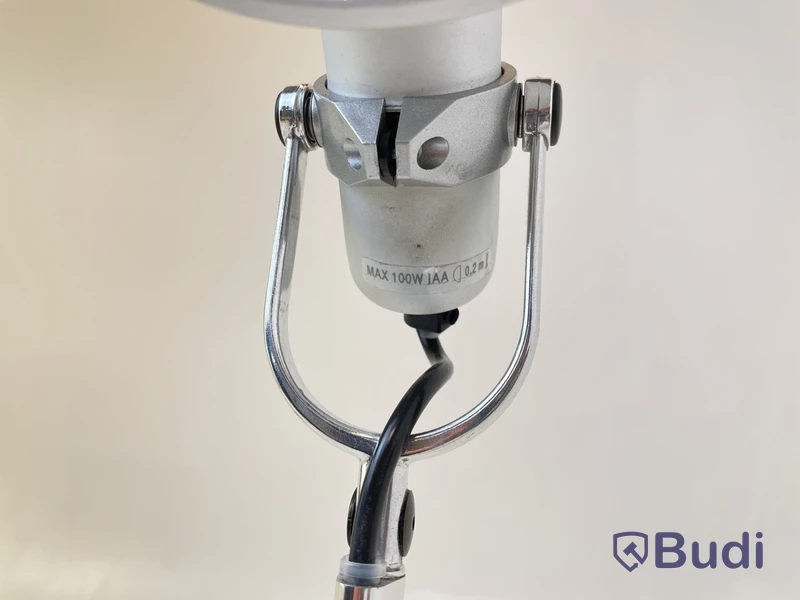 Skrivbordslampa Artemide, Tolomeo