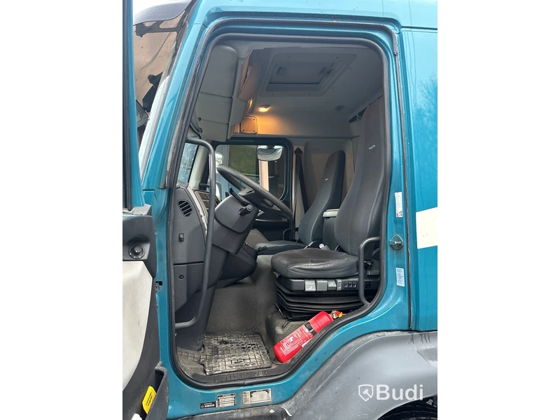 Distributionsbil Volvo FL | 47822 mil | 2013 | PLS | ÖBS