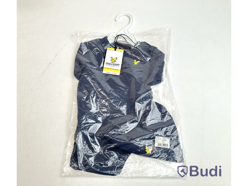 Paket med långärmad body och 2 st filtar från Lyle & Scott