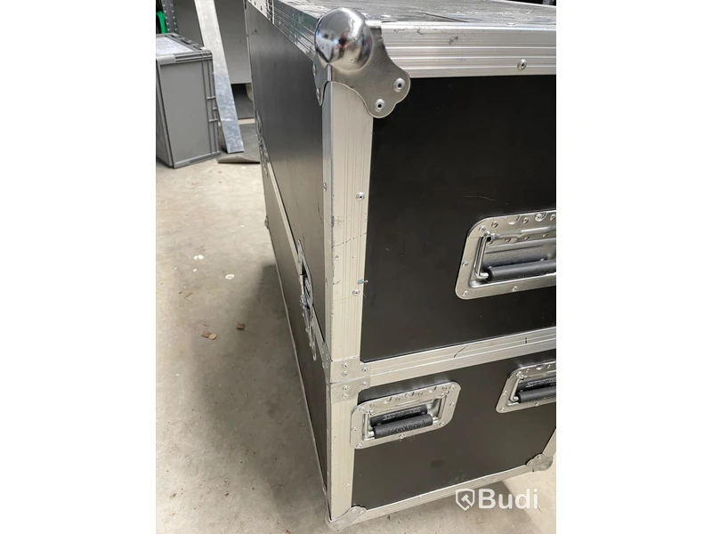 4 St 46” Slim LED Skärm Samsung pro med case