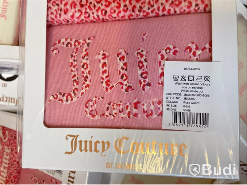 Parti med barnkläder Juicy Couture, stl. 0-6 mån