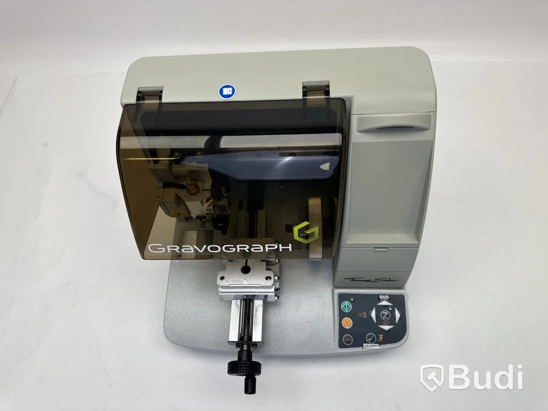 Gravyrmaskin Gravograph M20 (2015) samt laptop Windows 8 Pro Surface 64 GB