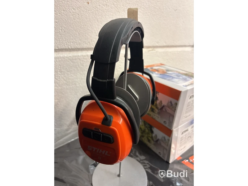 2 st hörselkåpor med blåtand Stihl Dynamic BT