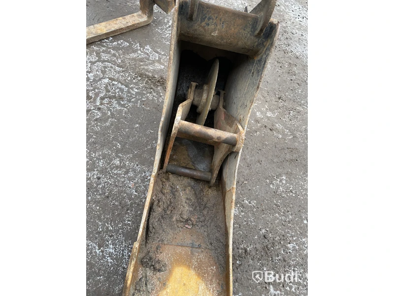 Grävmaskin | CAT 305.5E2 CR - 2017 | Rototilt - EXPORT