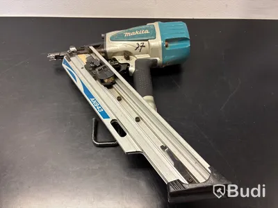 Spikpistol Makita AN943