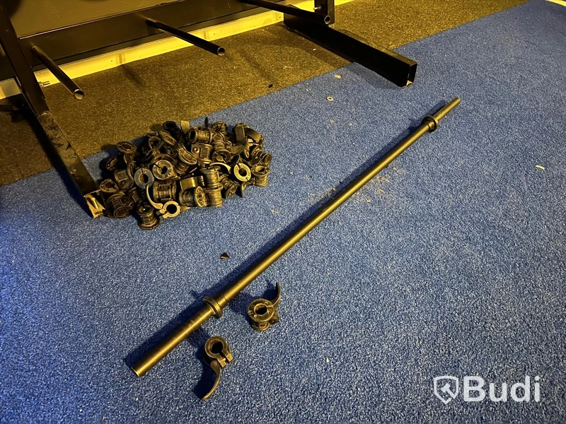 Ställning med plastvikter och stänger