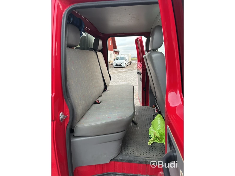 Volkswagen Transporter 2.5 TDI | 37397 mil | Manuell | 174 hk | 2008