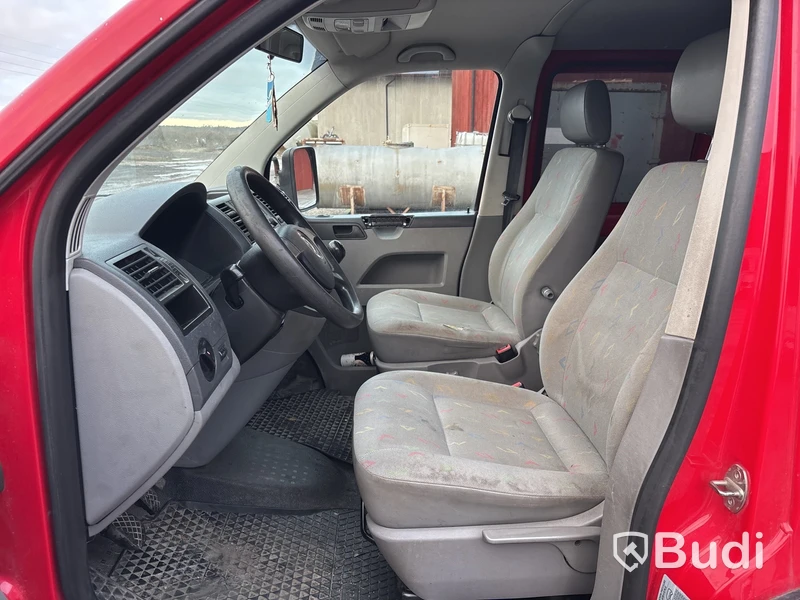Volkswagen Transporter 2.5 TDI | 37397 mil | Manuell | 174 hk | 2008