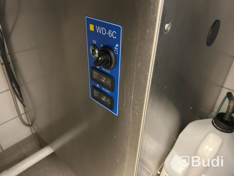 Diskmaskin Wexiödisk WD6C med div bänkar och korgar