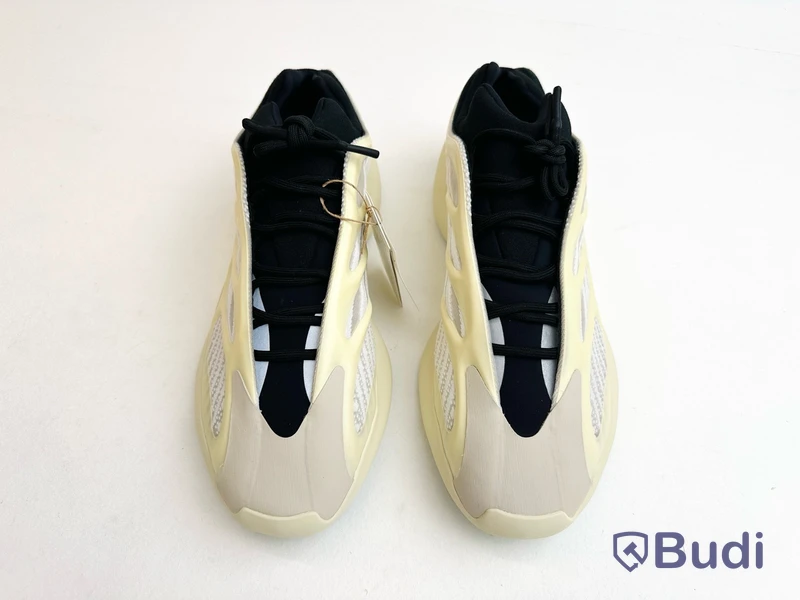 Sneakers Yeezy 700 V3 Azael, stl. 49 1/3