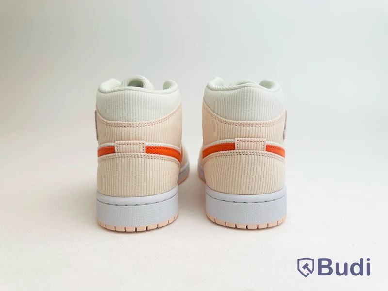 Sneakers Air Jordan 1 Mid SE, dam, stl. 42,5