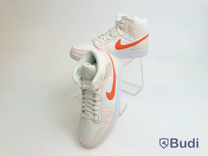 Sneakers Air Jordan 1 Mid SE, dam, stl. 42,5