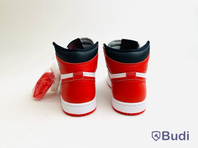Sneakers Air Jordan 1 Retro High OG stl. 38