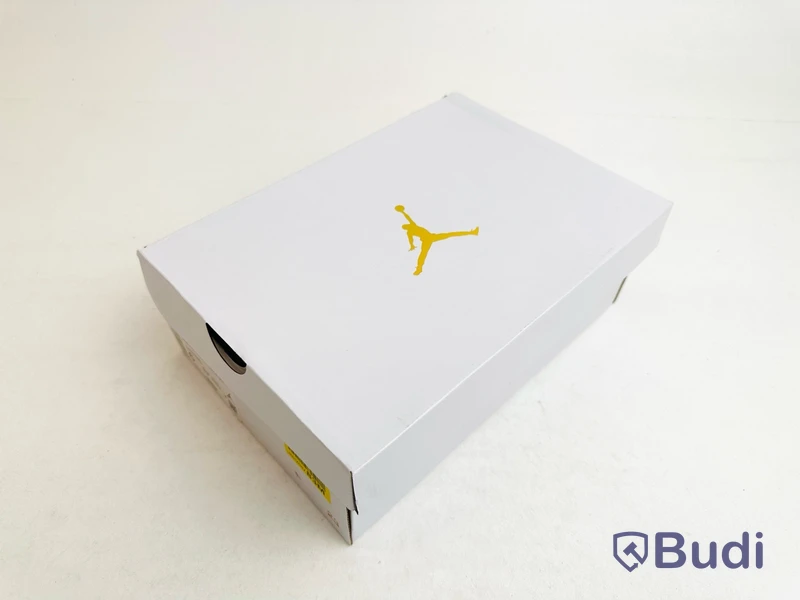 Sneakers Air Jordan 1 Mid SE UTL, sdam, tl. 38,5
