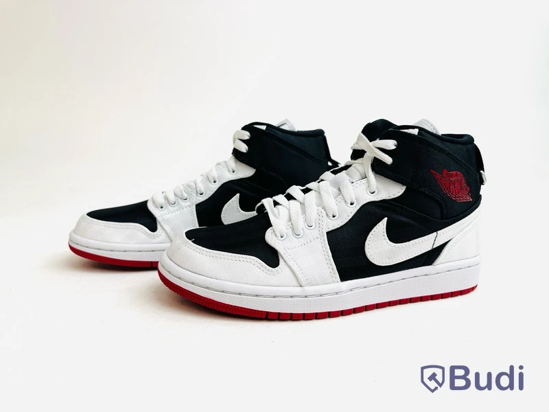 Sneakers Air Jordan 1 Mid SE UTL, sdam, tl. 38,5
