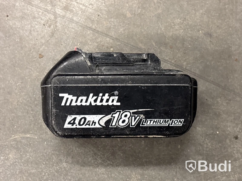 4 st batterimaskiner Makita