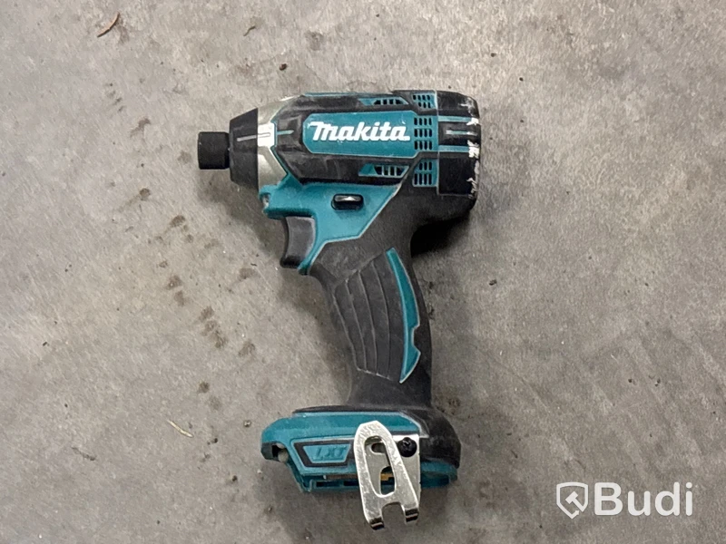 4 st batterimaskiner Makita