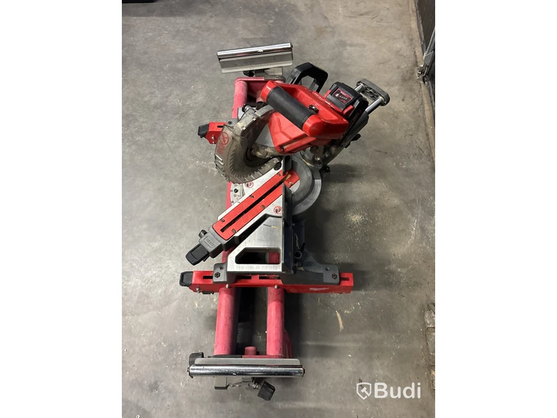 Kap- & gersåg Milwaukee FMS190 med 8.0 Ah batteri & sågbord MSL 1000