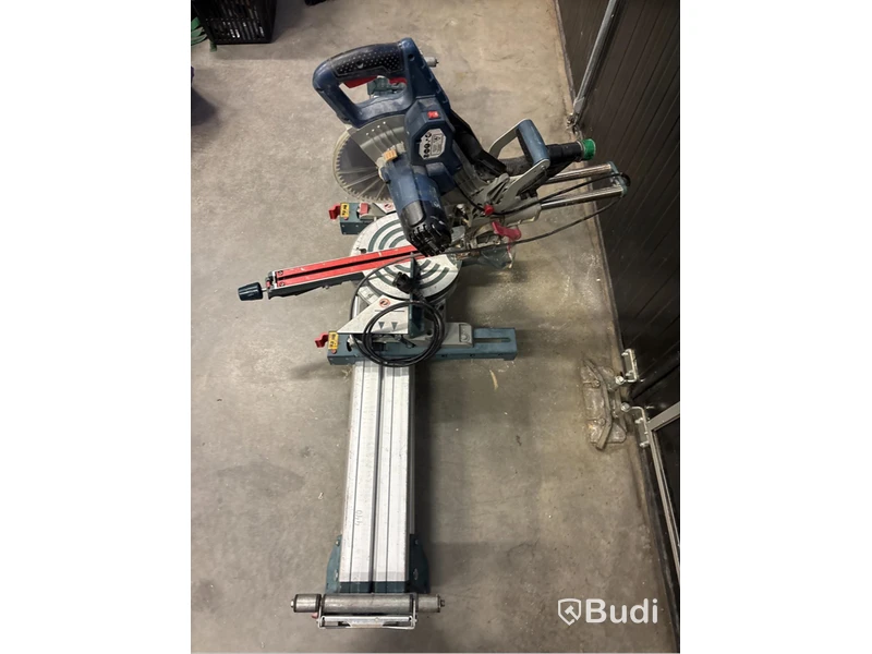Kap- & gersåg Bosch GCM 8 SJM med sågbänk GTA 3800