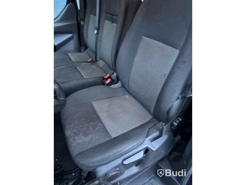 Ford Transit Custom 2.2 TDCi | Manuell | 16926 mil | 2015