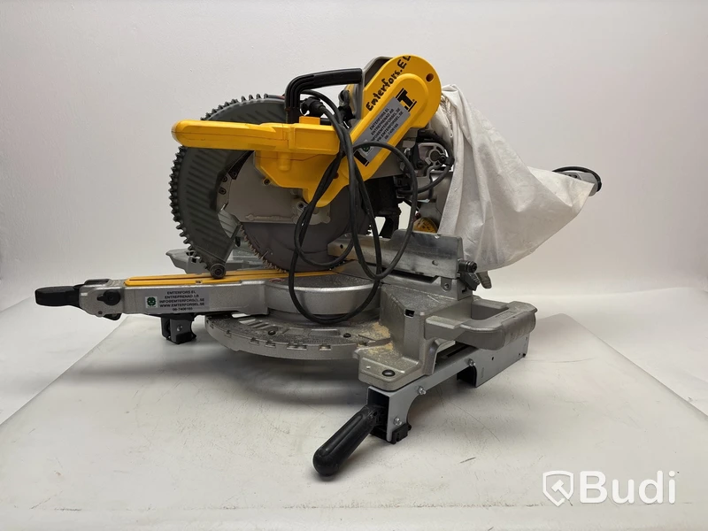 Kap- och gersåg Dewalt, DWS727