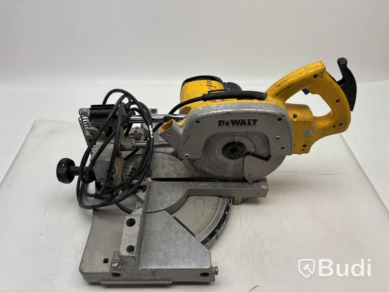 Kap och gersåg Dewalt, DW700