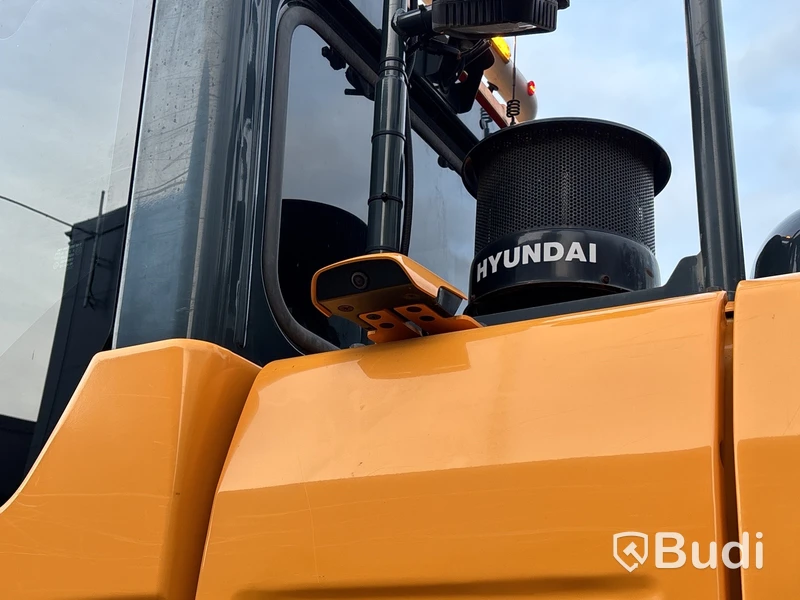 Bandgrävare Hyundai HX220L -2017