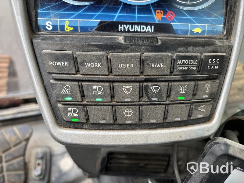 Bandgrävare Hyundai HX220L -2017