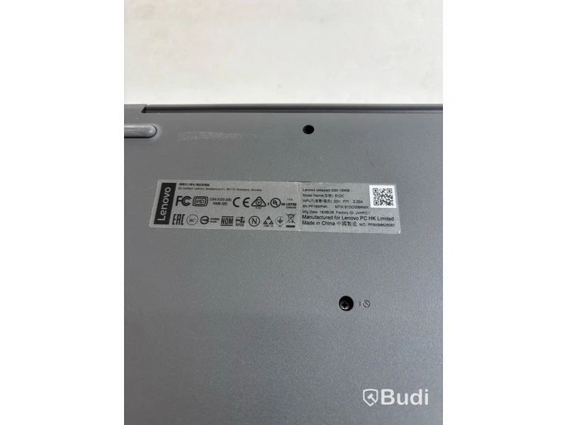 Dator Lenovo IdeaPad 330-15IKB. OBS! Inget OS
