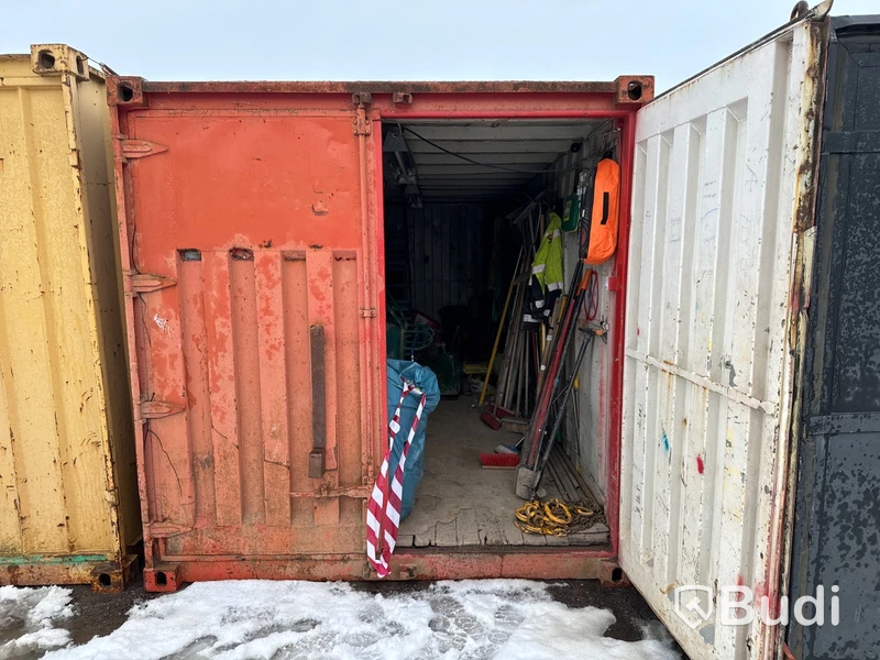 Container, 20 fot inklusive innehåll