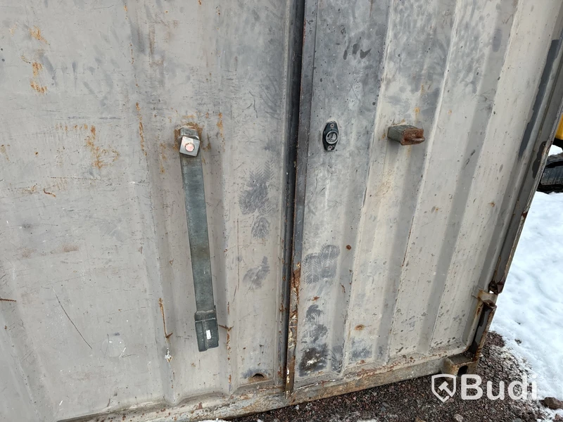 Container, 20 fot inklusive innehåll