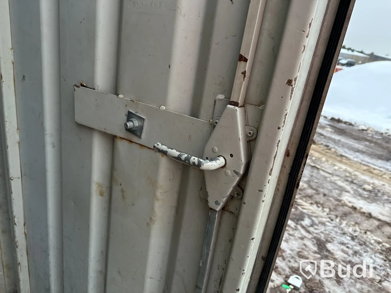 Container, 20 fot inklusive innehåll
