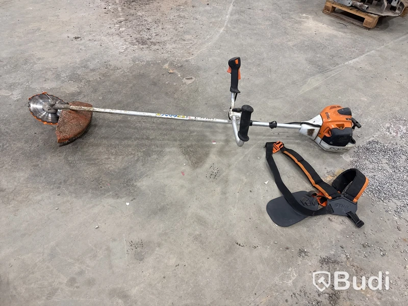 Grästrimmer, Stihl  FS 240 C, bensindriven med sele