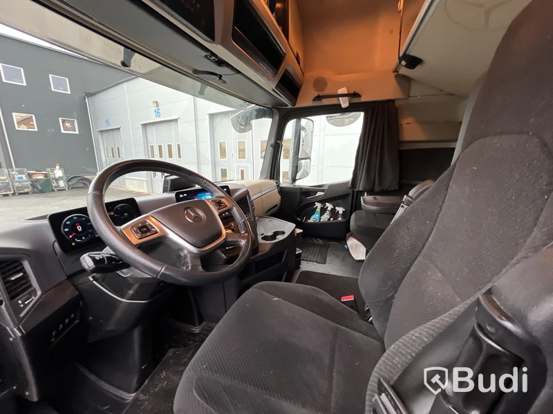Dragbil Mercedes-Benz Actros L 2553 -2022 | Parabel luft